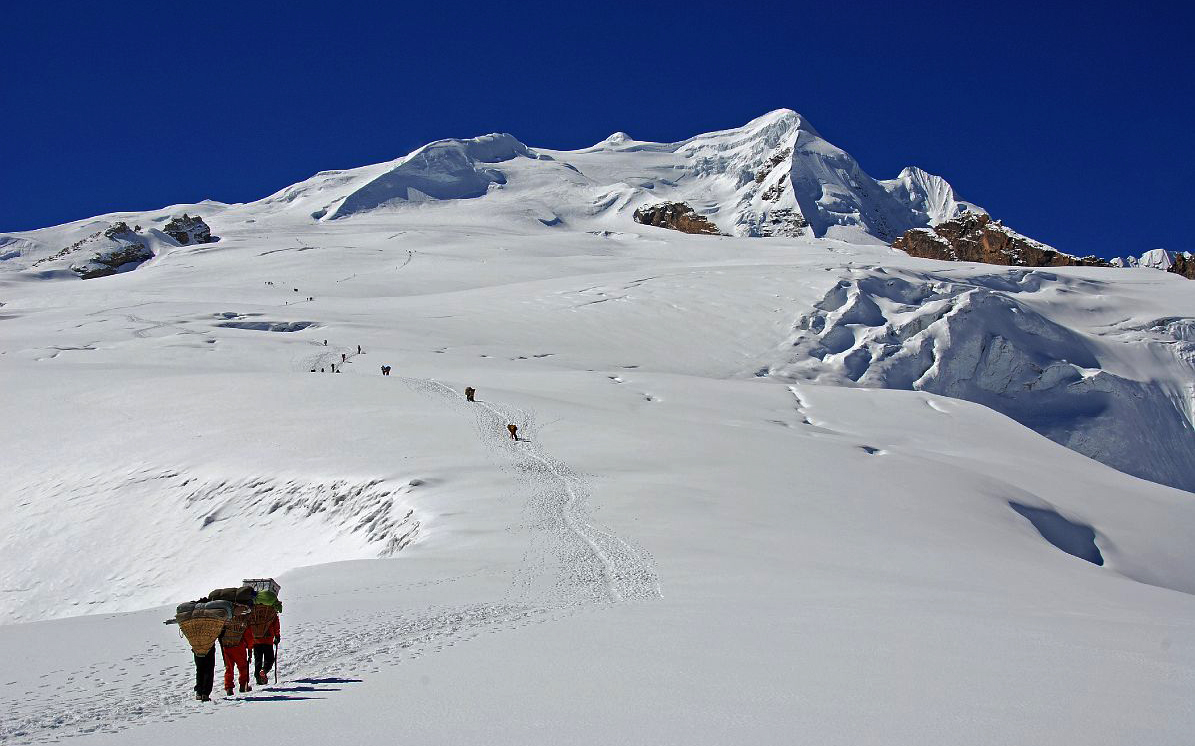 mera peak trek nepal